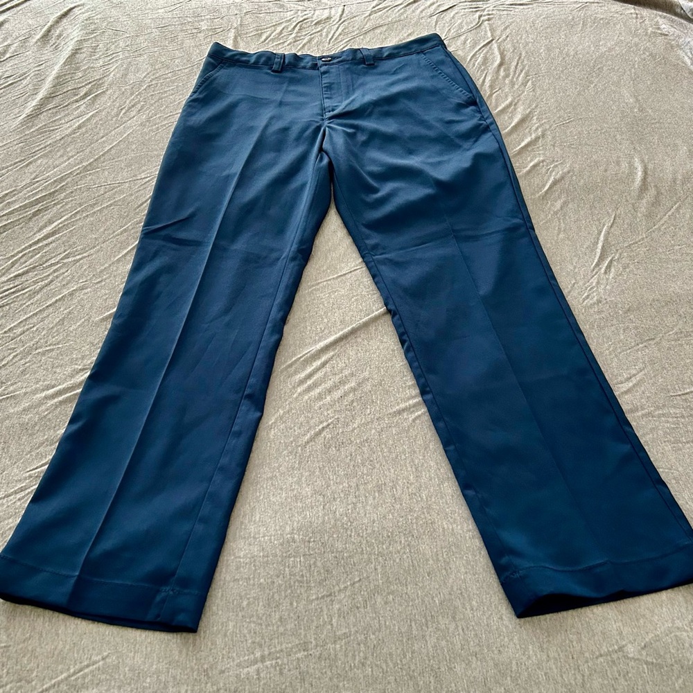 NWOT PGA Tour Boys Golf Pants L